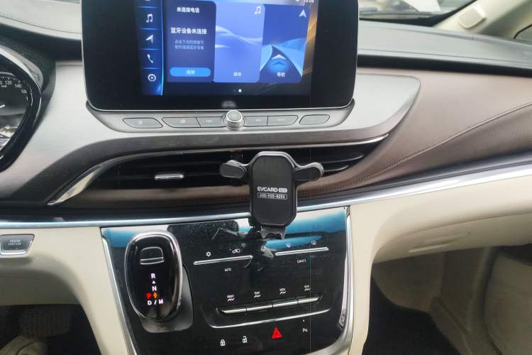 Used Buick GL8 2023 Land Executive Class Comfort Model