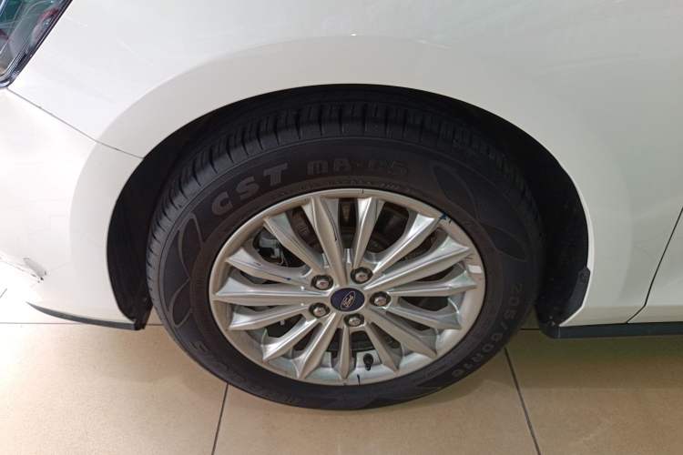 Used Ford Focus 2021 Sedan EcoBoost 180 Automatic Trendy Model