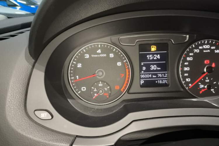 Used Audi Q3 2018 30th Anniversary Edition 30 TFSI Fashion Model Instrument Cluster