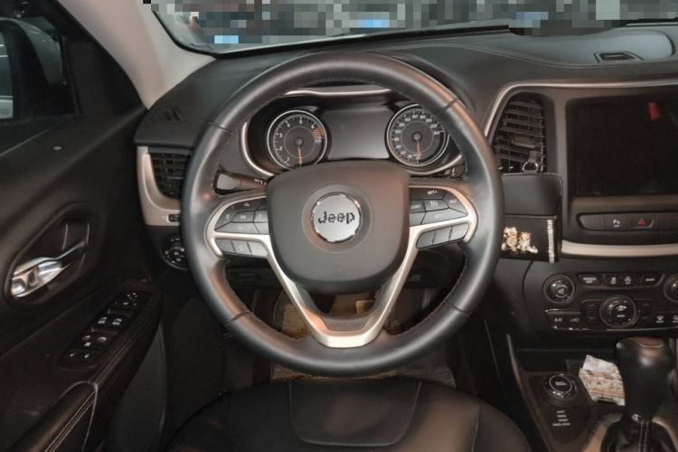 Used Jeep Cherokee 2017 2.4L Excellence Edition
