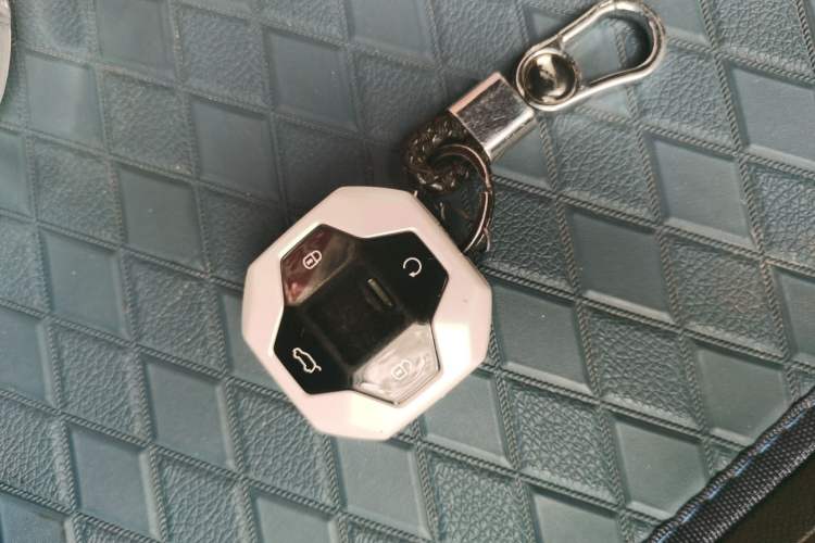 Used JETOUR Traveler 2023 2.0T All-Wheel Drive Conquer PRO Vehicle Key