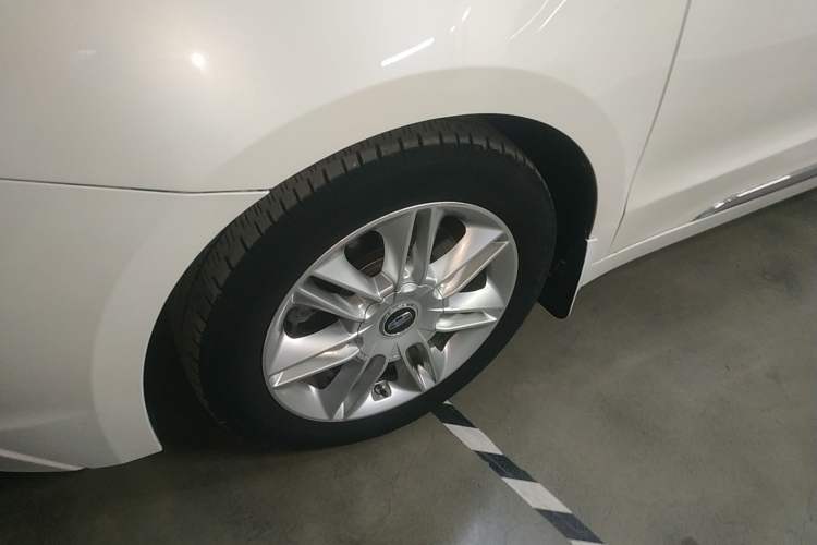 Used Geely Auto Emgrand GT 2015 2.4L Comfort Model