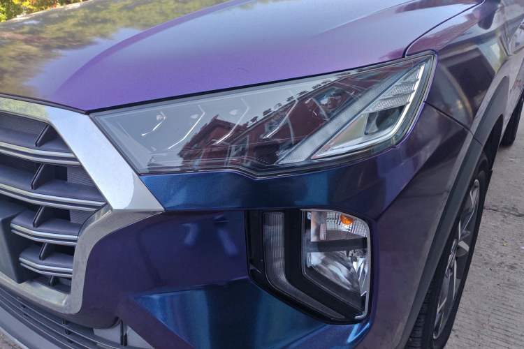 Used Hyundai Tucson 2019 280TGDi Dual-Clutch Two-Wheel Drive Fashion Edition China VI Standard
