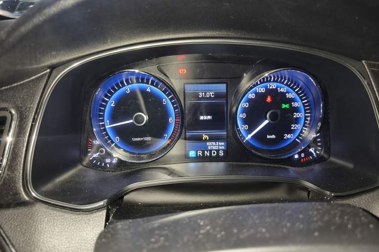 Used Hongqi H7 2015 2.0T Luxury Model