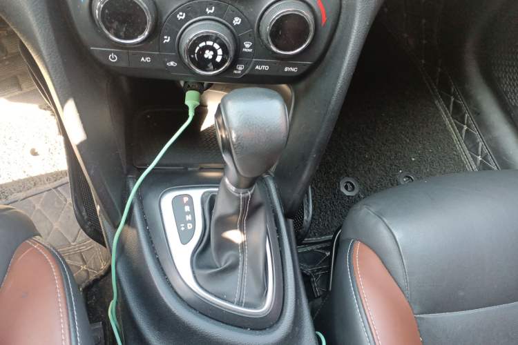 Used Fiat Viaggio 2015 1.4T Automatic Jingxiang Edition
