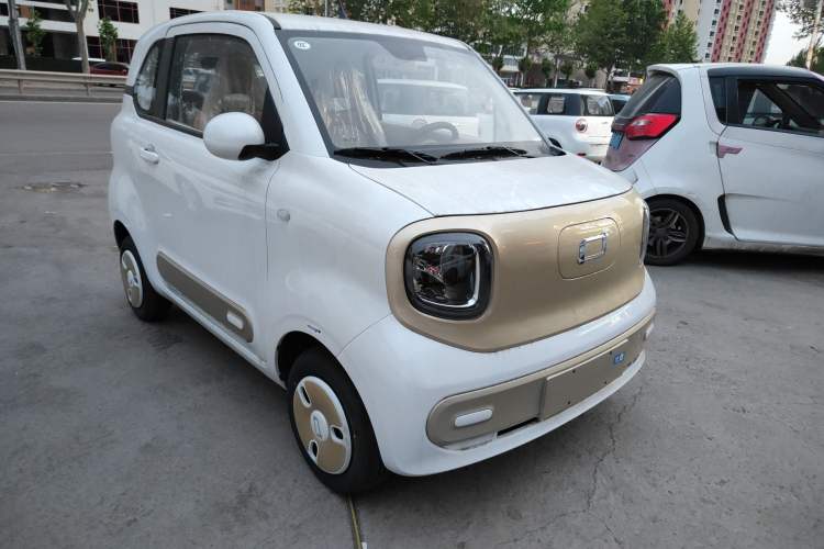 Used Bestune Pony 2026 222km Colorful Horse