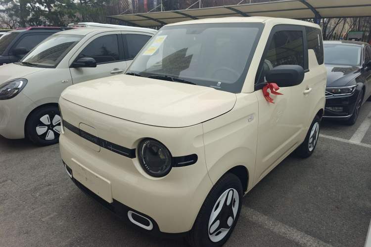 Used Geely Galaxy Panda 2025 210 km – Yuanqi Bear