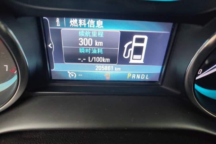 Used Buick Envision 2016 20T Two-Wheel Drive Leading Version Odometer Close Up