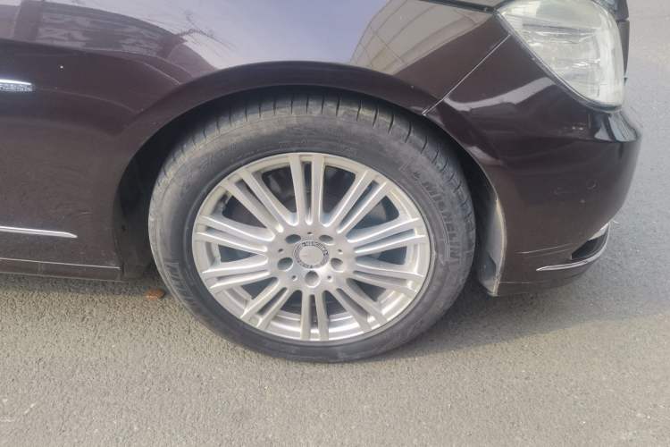 Used Mercedes-Benz E-Class 2011 E 200 L CGI Elegant Model