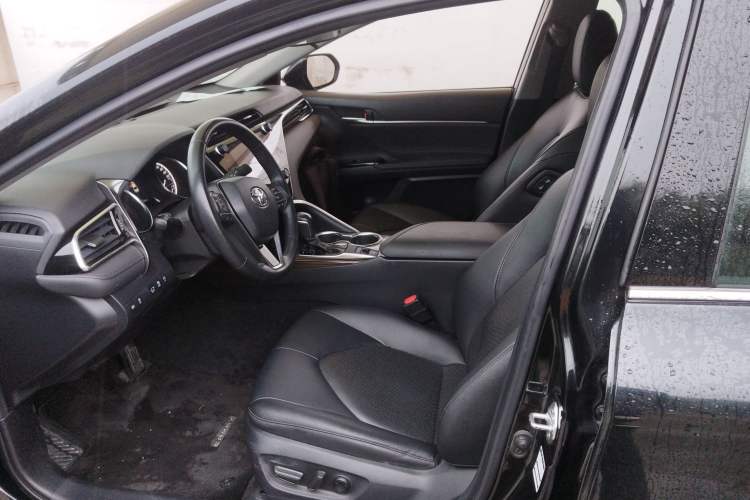 Used Toyota Camry 2019 2.0G Luxury Edition China VI Standard
