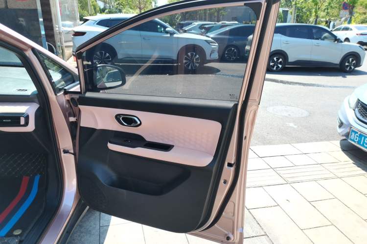 Used AION Y 2022 70 Intelligent Driving Version Lithium Iron Phosphate