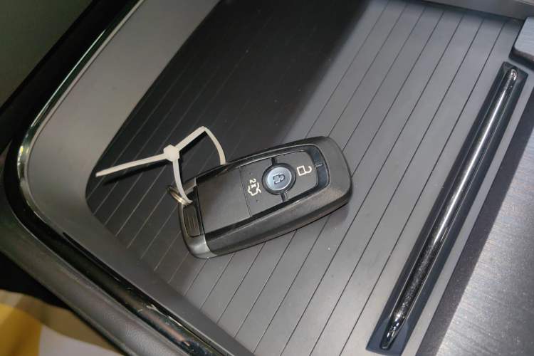 Used Ford Mondeo 2022 Facelifted EcoBoost 245 Ultimate Edition Interior 1