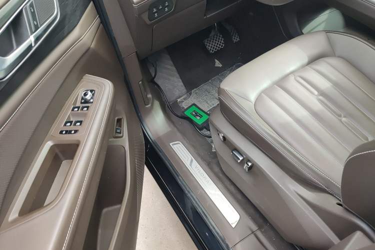 Used Volkswagen Viloran 2024 330TSI Luxury Edition Driver Seat