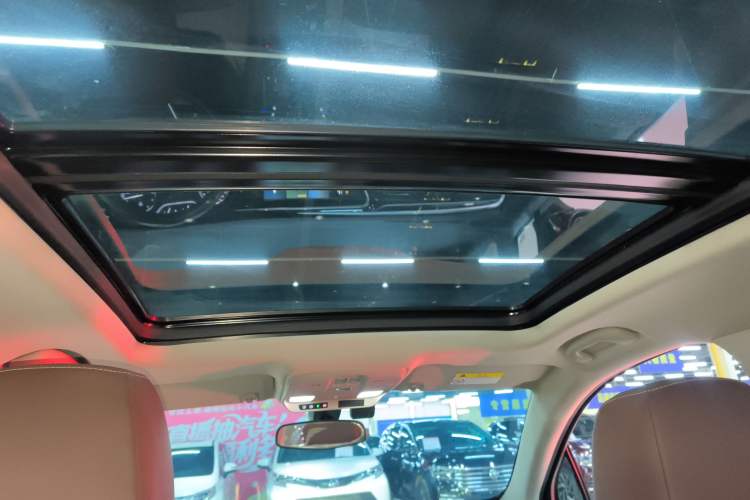 Used Buick Envision 2020 20T Two-Wheel Drive Luxury Model