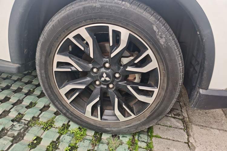 Used Mitsubishi Outlander 2020 2.0L Two-Wheel Drive Enjoyment Version 5 Seats