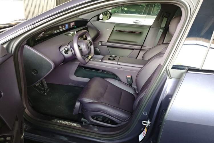 Used Avatr 06 2025 Ultra Pure Electric Edition
