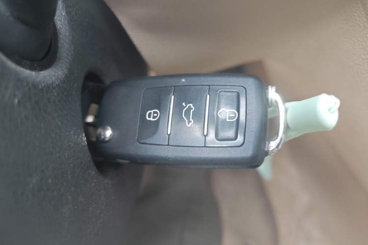 Used Volkswagen Passat 2013 1.8TSI DSG Prestige Edition Vehicle Key