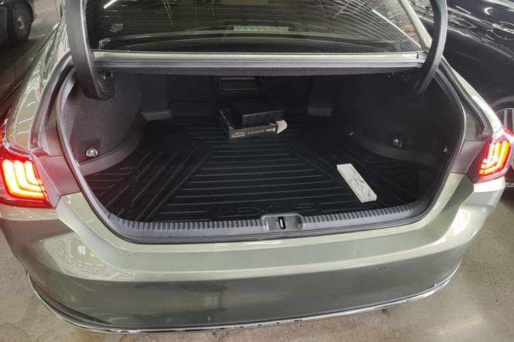 Used Lexus ES 2020 200 Excellence Edition