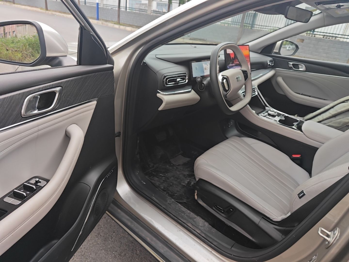 Geely Galaxy Stellar 6 2026 Model 125km Exploration+ Edition — снимка 18
