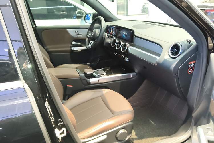 Used Mercedes-Benz GLB 2023 GLB 200 Dynamic Edition