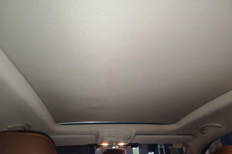 Used Volkswagen Tiguan L 2013 1.8 TSI Automatic All-Wheel Drive Luxury Model
