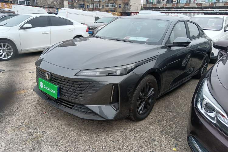 Used CHANGAN Eado DD 2023 Blue Whale NE 1.5T GDI DCT Luxury Edition