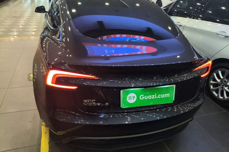 Used Tesla Model 3 2025 Rear-Wheel-Drive Version