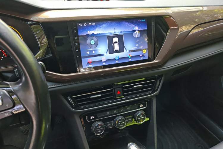 Used Volkswagen Tharu 2020 280TSI Two-Wheel Drive Comfort Edition China VI Standard
