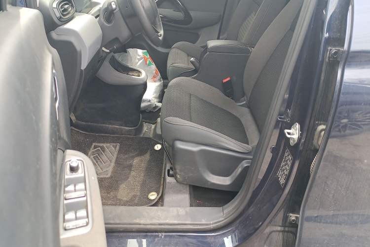 Used Leapmotor T03 2021 400 Lite Edition - Lithium-Ion Battery
