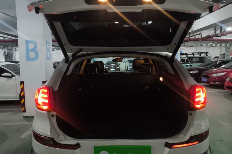 Used Qoros 5 2018 1.6T Automatic Prestige Model