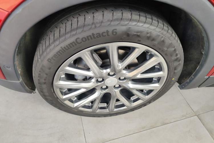 Used Cadillac XT4 2022 28T Four-Wheel Drive Platinum Edition