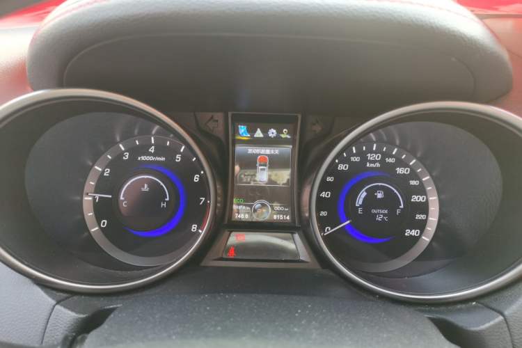 Used Changan CS75 2017 Shangkui Edition 1.5T Manual Fengxiang Model
