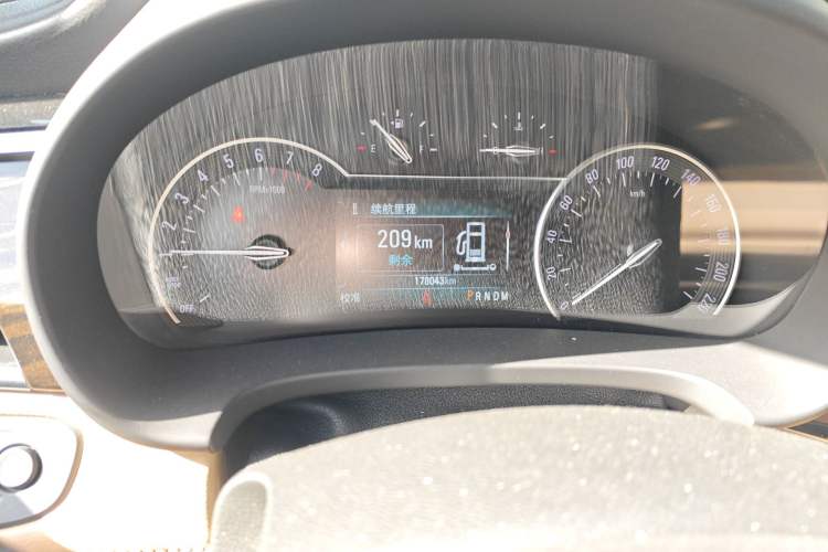 Used Buick GL8 2017 ES 28T Flagship Model China V Standard
