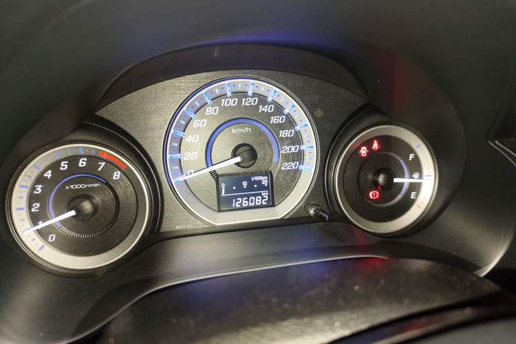 Used Honda City Classic 2012 1.5L manual Comfort version
