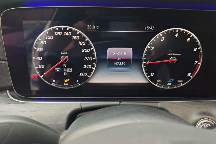 Used Mercedes-Benz E-Class 2017 E 300 L Sporty and Stylish Model
