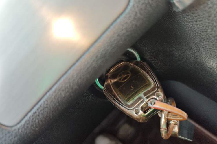 Used Mercedes-Benz R-Class 2014 R 320 4MATIC Business Model