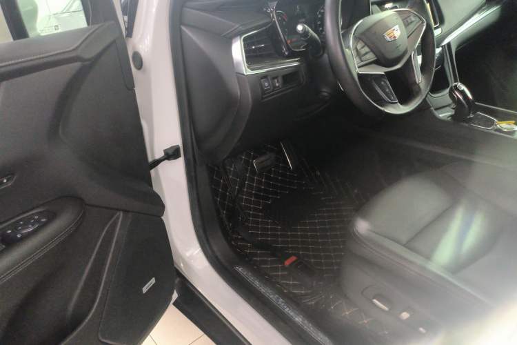 Used Cadillac XT5 2022 2.0T Four-Wheel Drive Luxury Version (Hummingbird Edition)