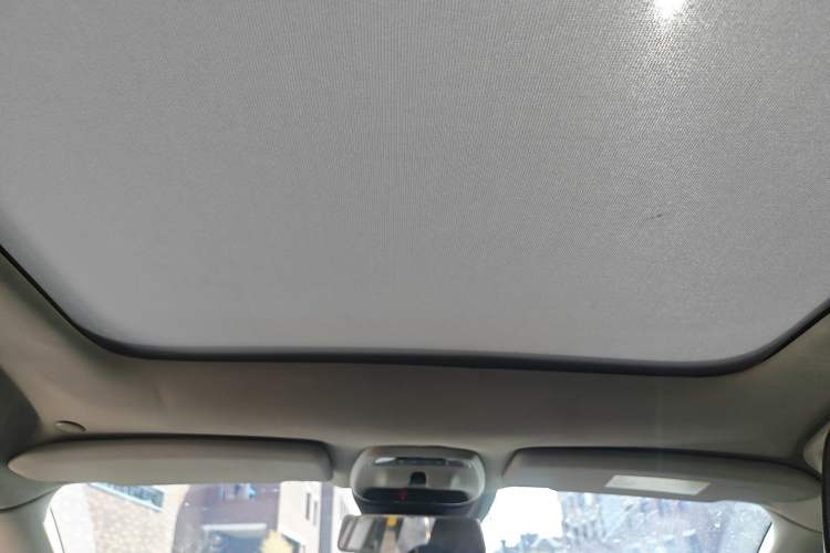 Used Volvo V40 2016 T4 Smart Luxury Edition
