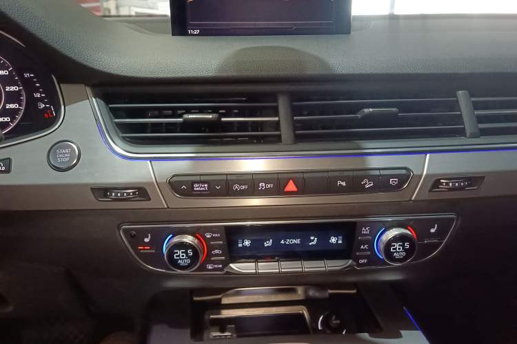 Used Audi Q7 2018 40 TFSI Comfort Model