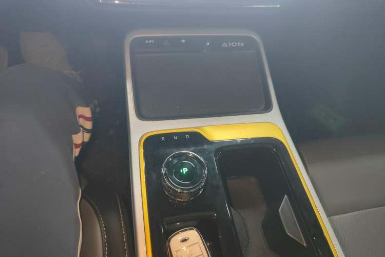 Used AION Y 2022 80 Intelligent Driving Version Gear Lever