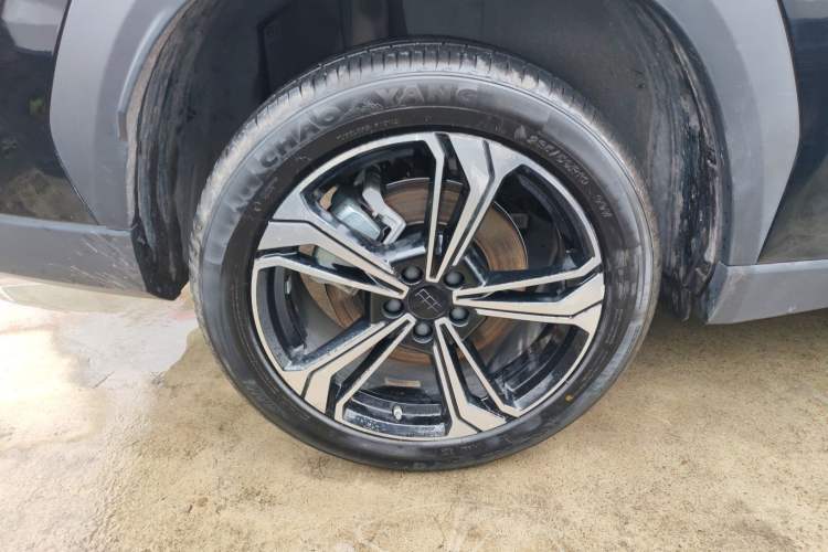 Used Geely Galaxy L7 2024 1.5T 115 km PLUS Dragon Edition Right Rear Wheel Hub