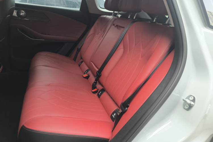 Used EXEED Stellar 2023 400T Two-Wheel Drive Comfort Edition