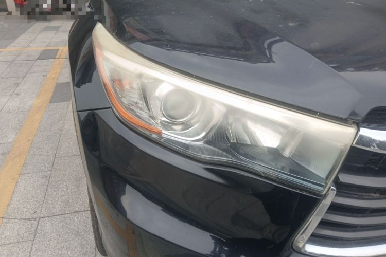 Used Toyota Highlander 2015 2.0T Two-Wheel Drive Luxury Edition 7 Seats
