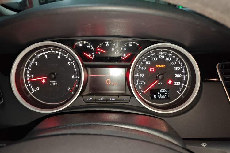 Used Peugeot 508 2013 2.0L 2nd Anniversary Edition with Automatic Sunroof – Classic Version