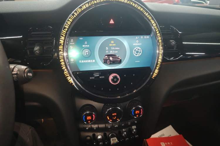 Used MINI 2022 1.5T COOPER Classic Edition
