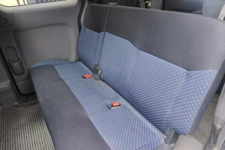 Used Nissan NV200 2011 1.6L 232 Seats Zunya Trim Interior 4