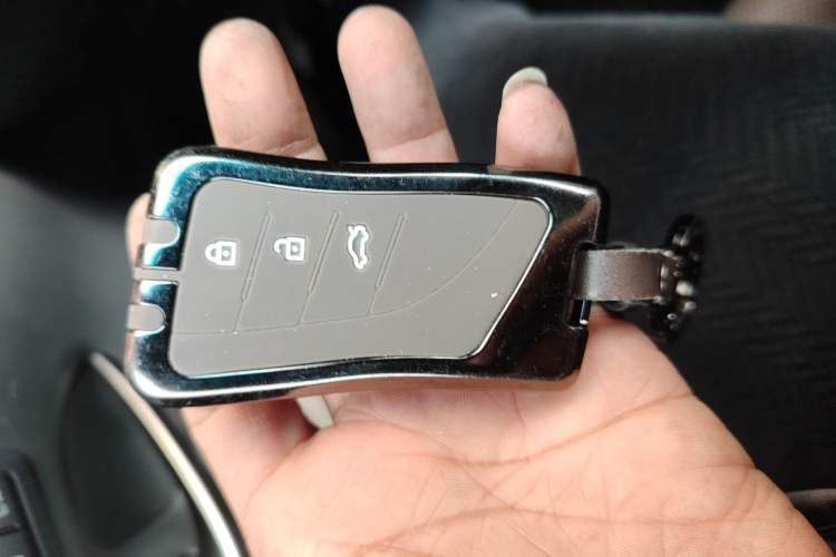 Used Lexus ES 2024 200 Premium Edition Vehicle Key