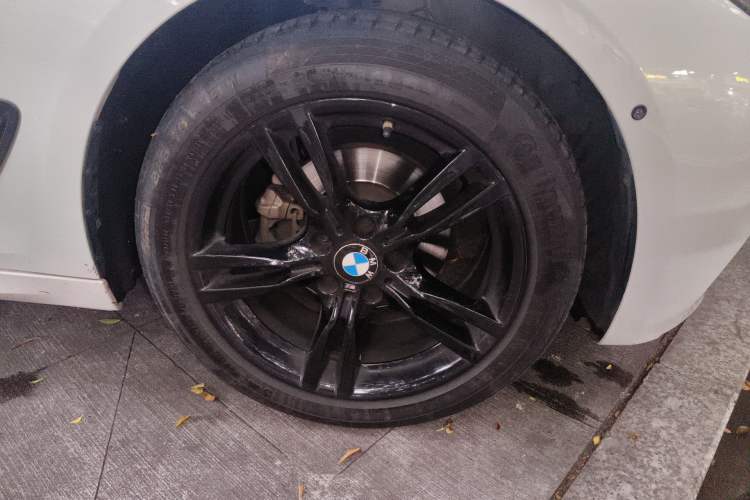 Used BMW 3 Series GT 2020 320i M Sport Night Edition Right Front Wheel Hub