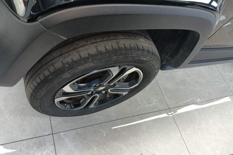 Used Baojun Spark 2023 Flagship Edition Left Front Wheel Hub