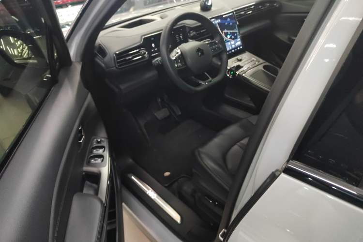Used Nio ES6 2020 610 km Performance Version
